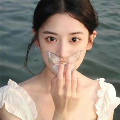靓妹有难